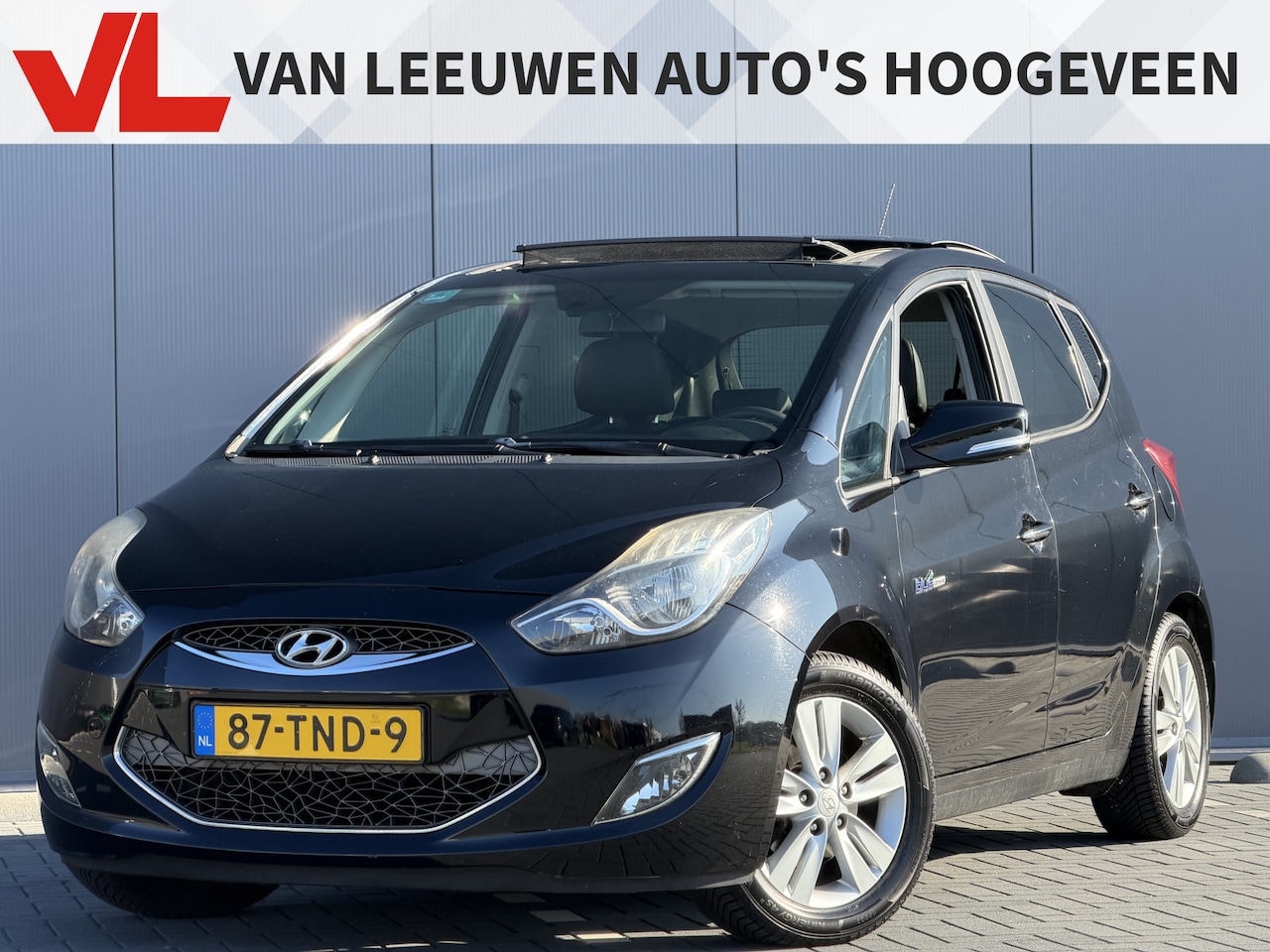Hyundai ix20 - 1.4i i-Catcher | NAP | Pano | Leder - AutoWereld.nl