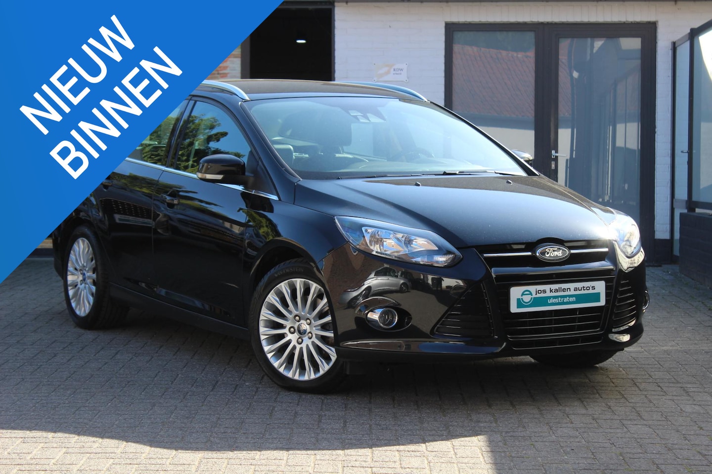 Ford Focus Wagon - 1.6 EcoBoost First Edition Trekhaak, stoelverwarming, Airco, All Season - AutoWereld.nl