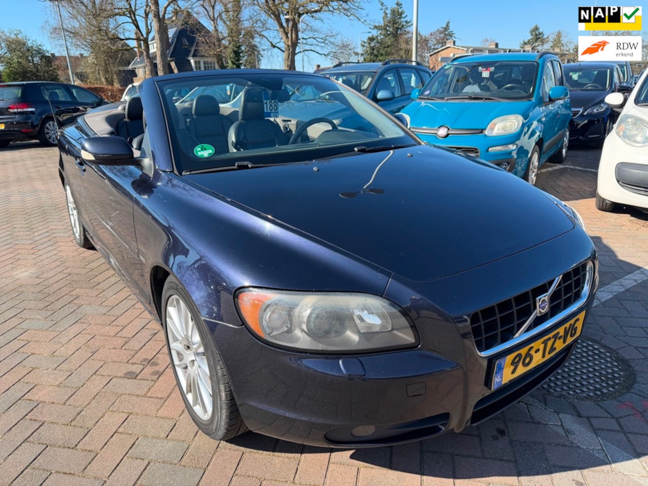 Volvo C70 Convertible - 2.4 D5 Summum Airco/Clima Cruise Leer Elektr pakket Memorie stoel Lm velgen Enz… Rijdt en - AutoWereld.nl