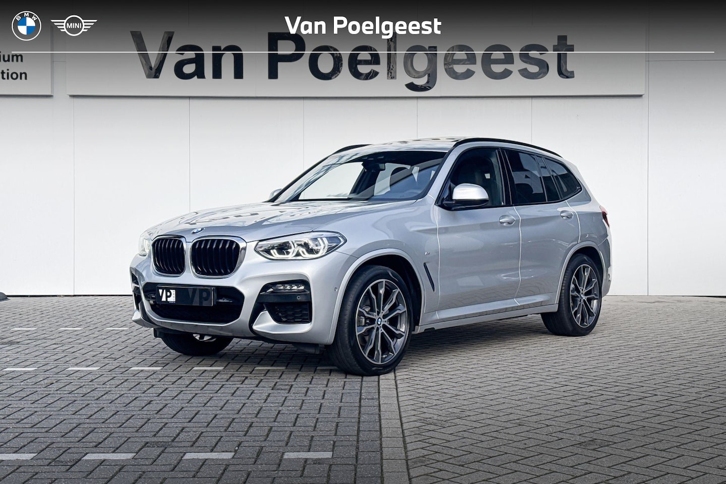 BMW X3 - xDrive20i High Executive | M Sport | Trekhaak | Panoramadak - AutoWereld.nl