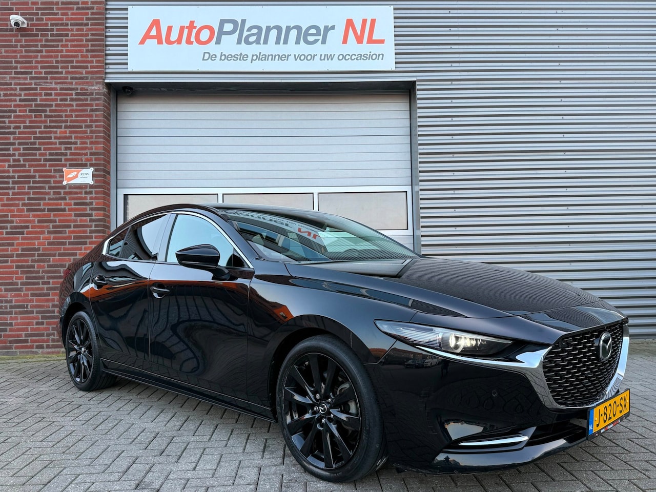Mazda 3 - 2.0 e-SkyActiv-X M Hybrid 180 Luxury! Bose! Head-Up! - AutoWereld.nl