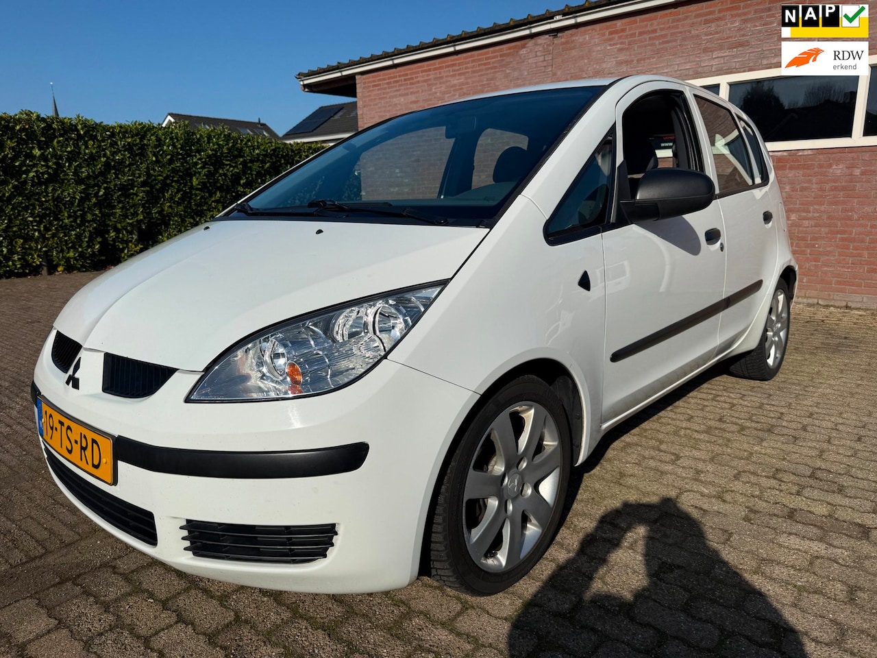 Mitsubishi Colt - 1.5 DI-D APK 31-3-2027 airco 5 drs elektrisch pakket lmv - AutoWereld.nl