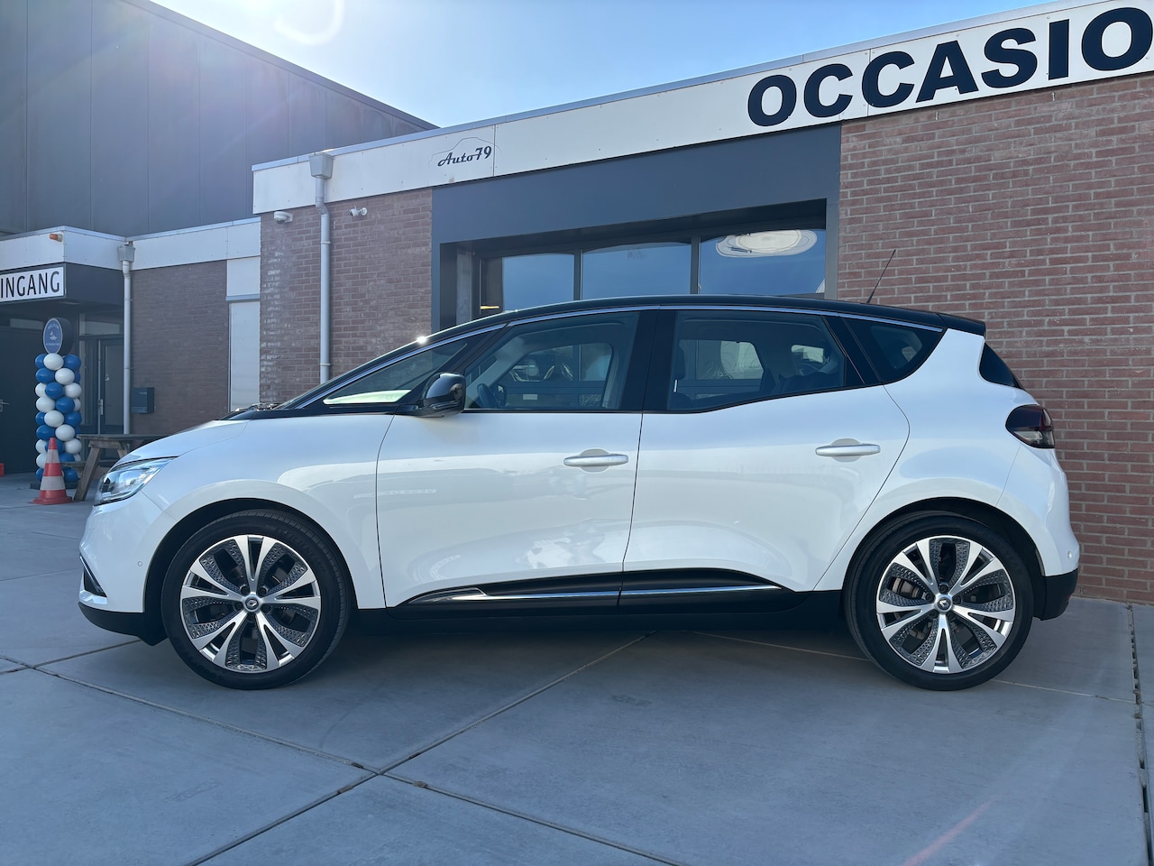 Renault Scénic - 1.2 TCe Intens | Navi. Massage. Trekh. Lage km. Etc.