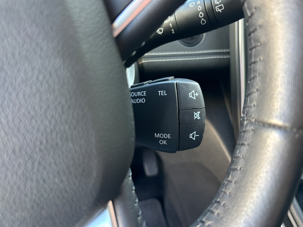 Renault Scénic - 1.2 TCe Intens | Navi. Massage. Trekh. Lage km. Etc.