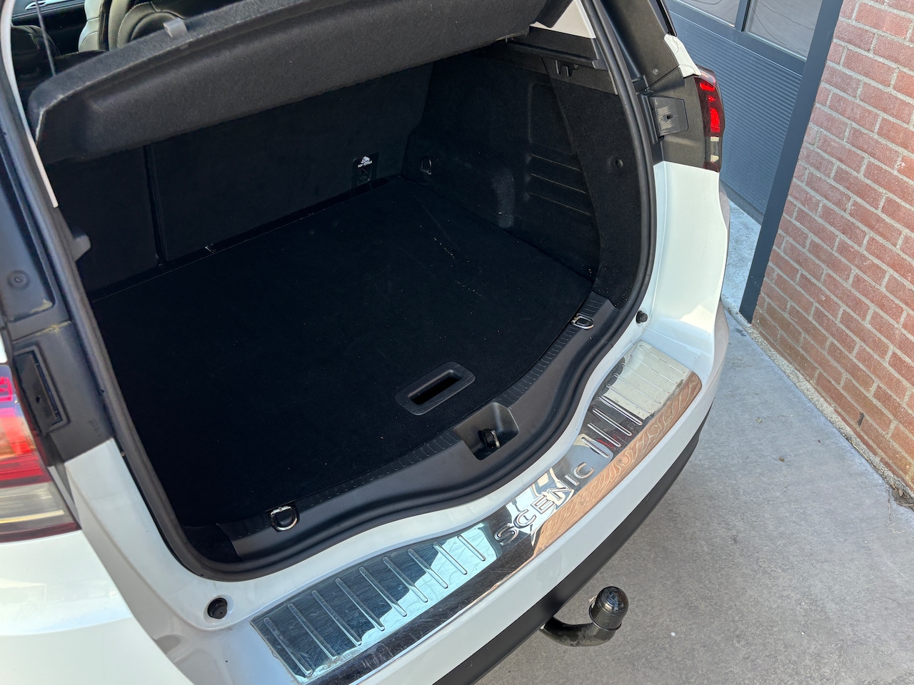 Renault Scénic - 1.2 TCe Intens | Navi. Massage. Trekh. Lage km. Etc.