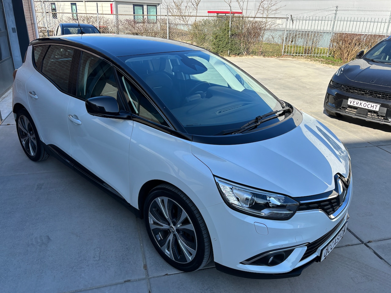 Renault Scénic - 1.2 TCe Intens | Navi. Massage. Trekh. Lage km. Etc.