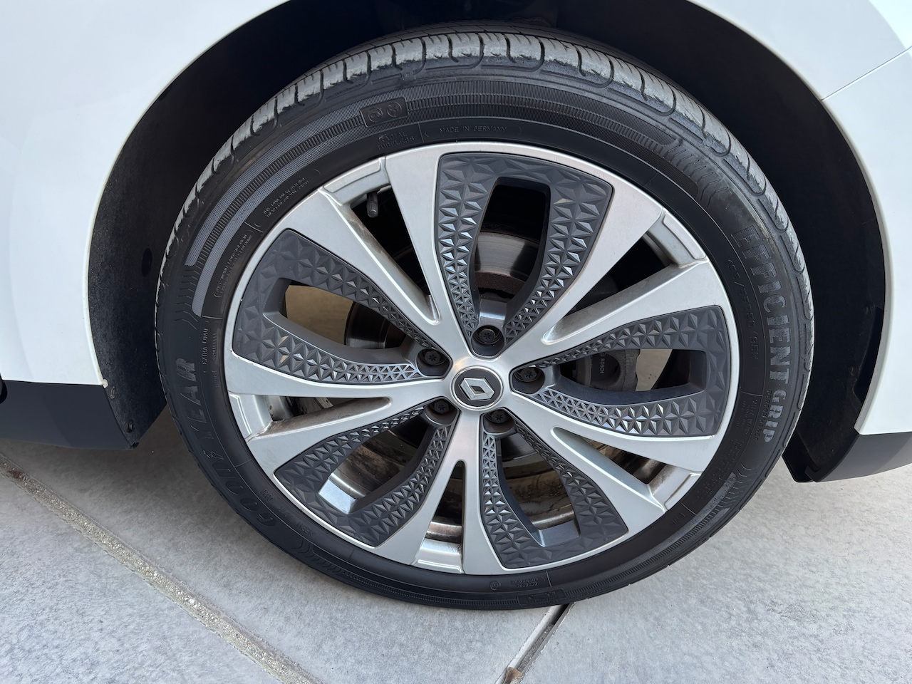 Renault Scénic - 1.2 TCe Intens | Navi. Massage. Trekh. Lage km. Etc.