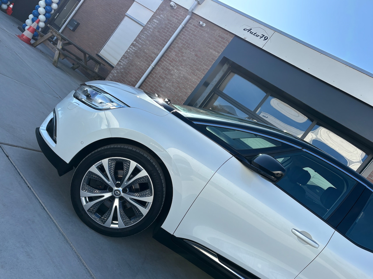 Renault Scénic - 1.2 TCe Intens | Navi. Massage. Trekh. Lage km. Etc.