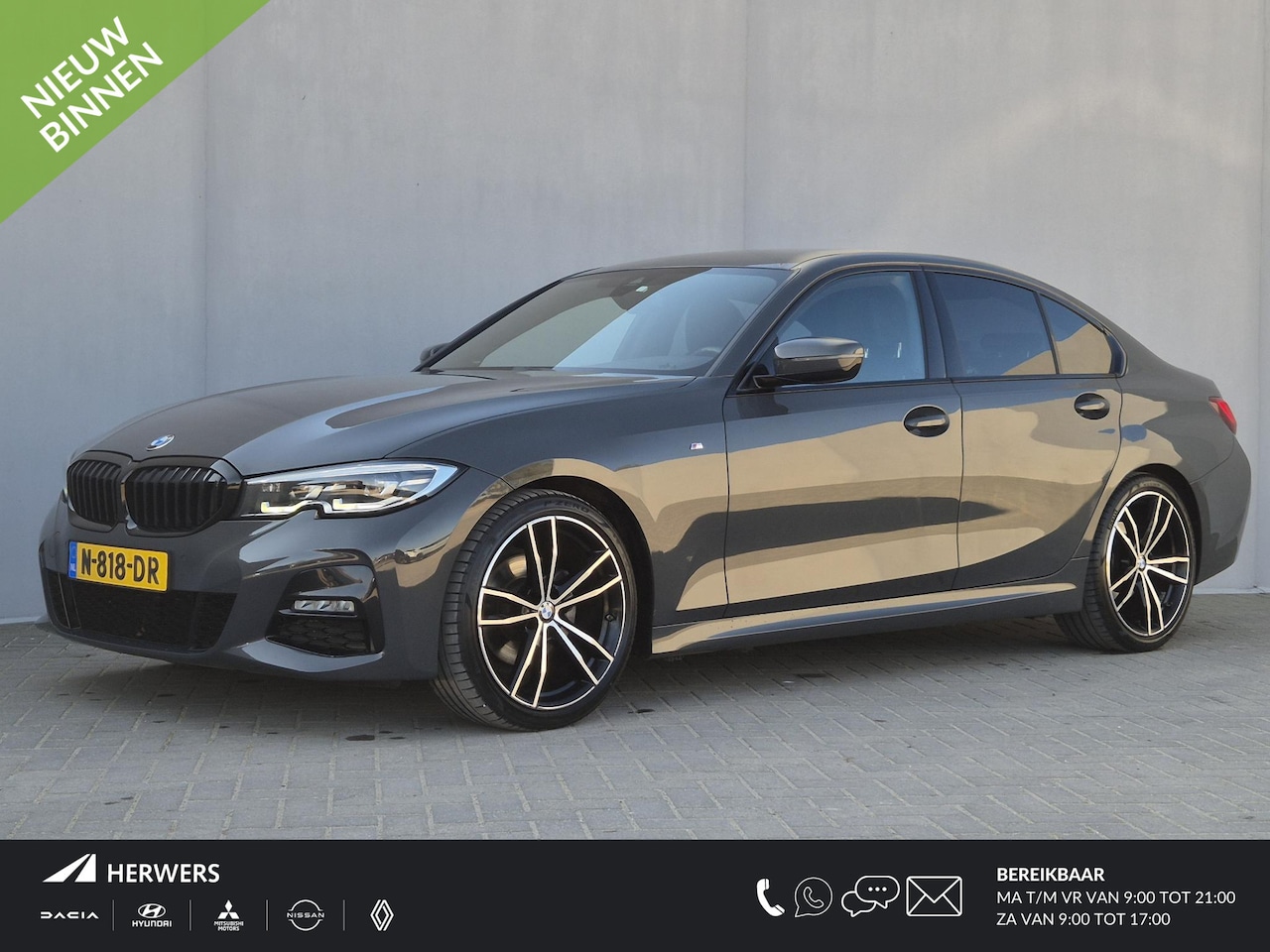 BMW 3-serie - 320i Business Edition M Sport Automaat / Dealer onderhouden / Stoelverwarming / Trekgewich - AutoWereld.nl