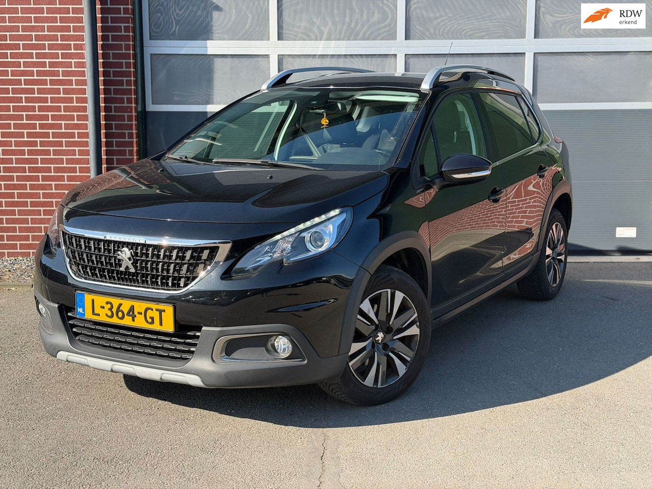 Peugeot 2008 - 1.2 PureTech GT-Line LED NAVI AUTOMAAT - AutoWereld.nl