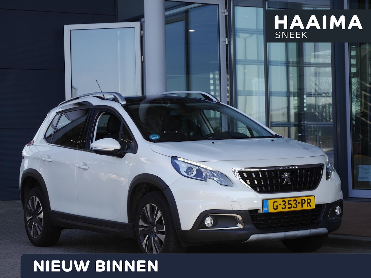 Peugeot 2008 - 1.2 PureTech Allure | Panorama dak | Dab Radio | Achteruitrijcamera | Lichtmetalen velgen - AutoWereld.nl