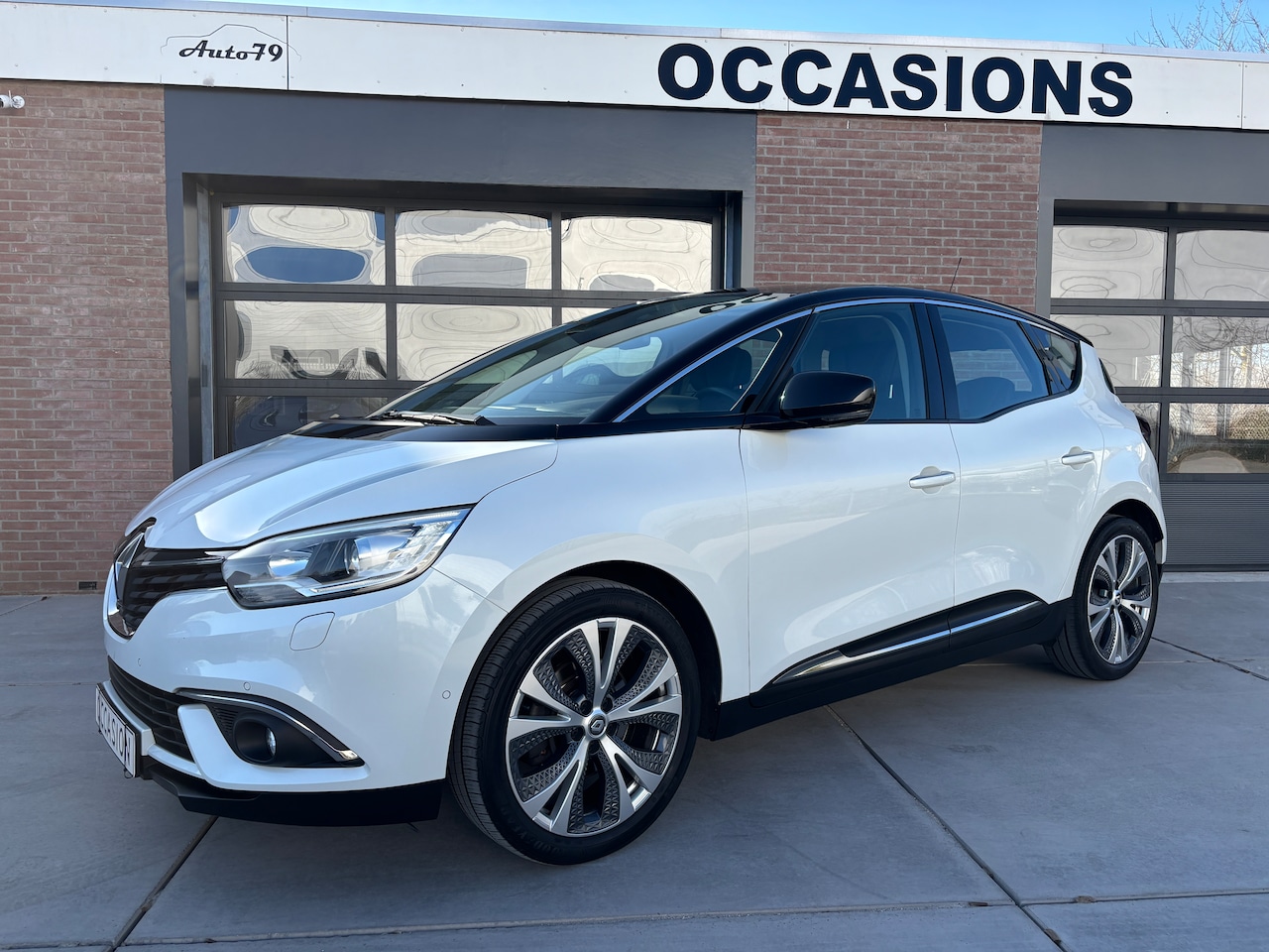 Renault Scénic - 1.2 TCe Intens | Navi. Massage. Trekh. Lage km. Etc.