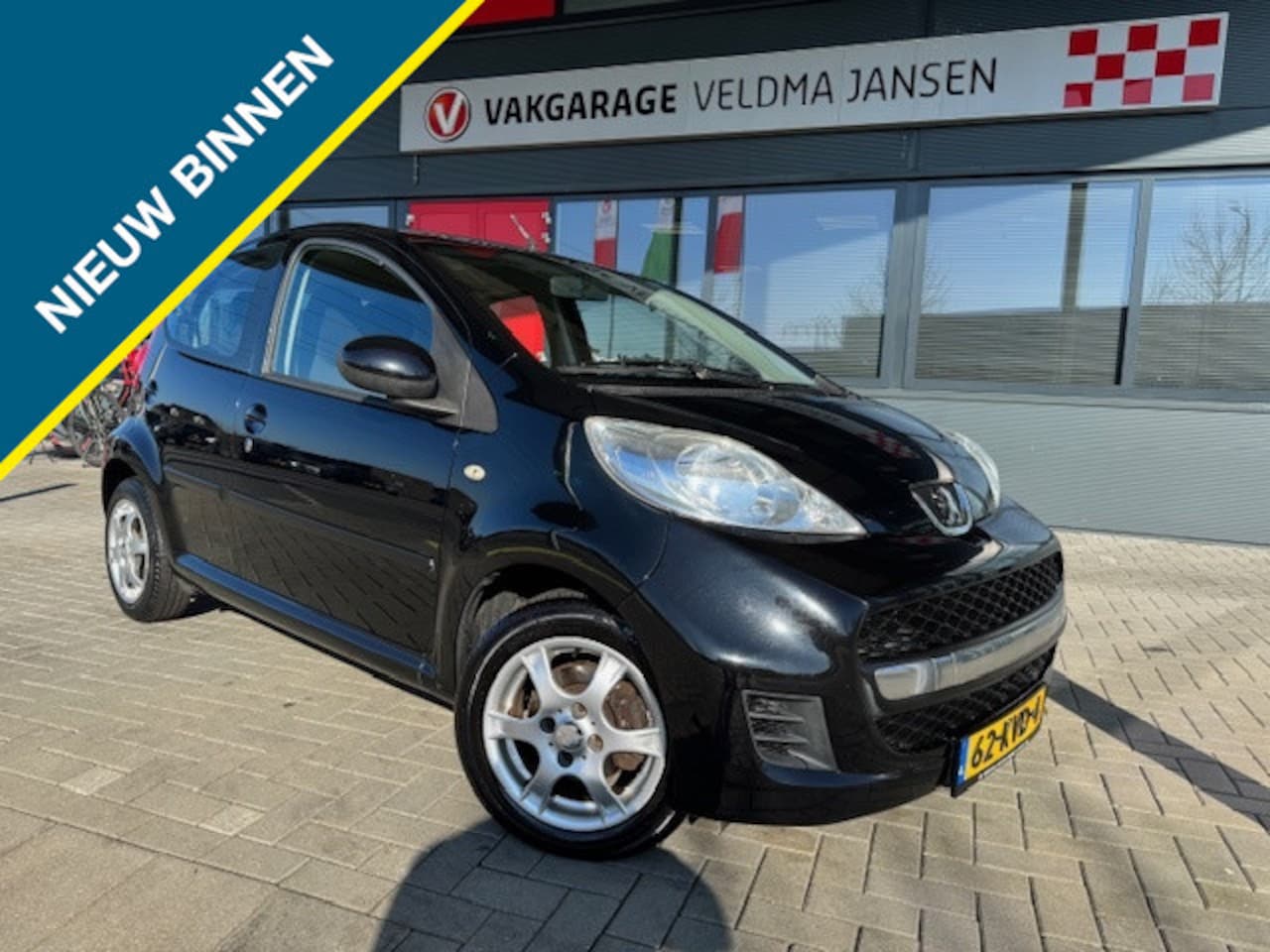 Peugeot 107 - 1.0-12V SUBLIME 5-DRS. + AIRCO/LMV/DAB RADIO - AutoWereld.nl