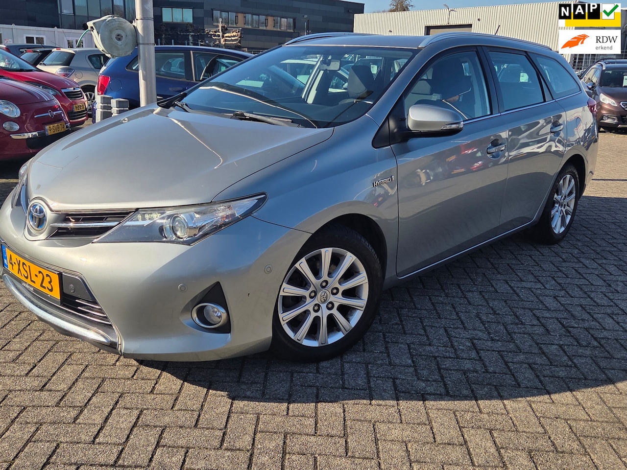 Toyota Auris Touring Sports - 1.8 Hybrid Executive/EERSTE EIGENAAR /VOL OPTIES - AutoWereld.nl