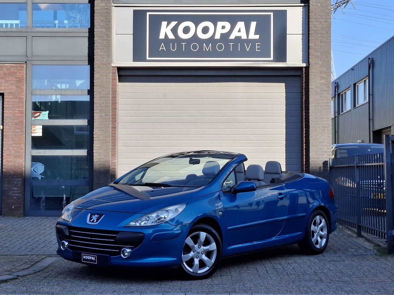 Peugeot 307 CC - 2.0-16V | Leer | NAP | Stoelverwarming - AutoWereld.nl