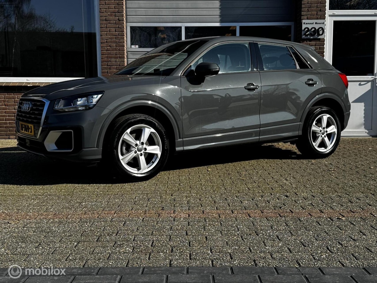 Audi Q2 - 30 TFSI Design Pro Line ECC-AIRCO/NAVI/TREKHAAK - AutoWereld.nl