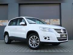 Volkswagen Tiguan - 1.4 TSI Comfort&Design Lmv Trekhaak PDC 150000KM Navigatie