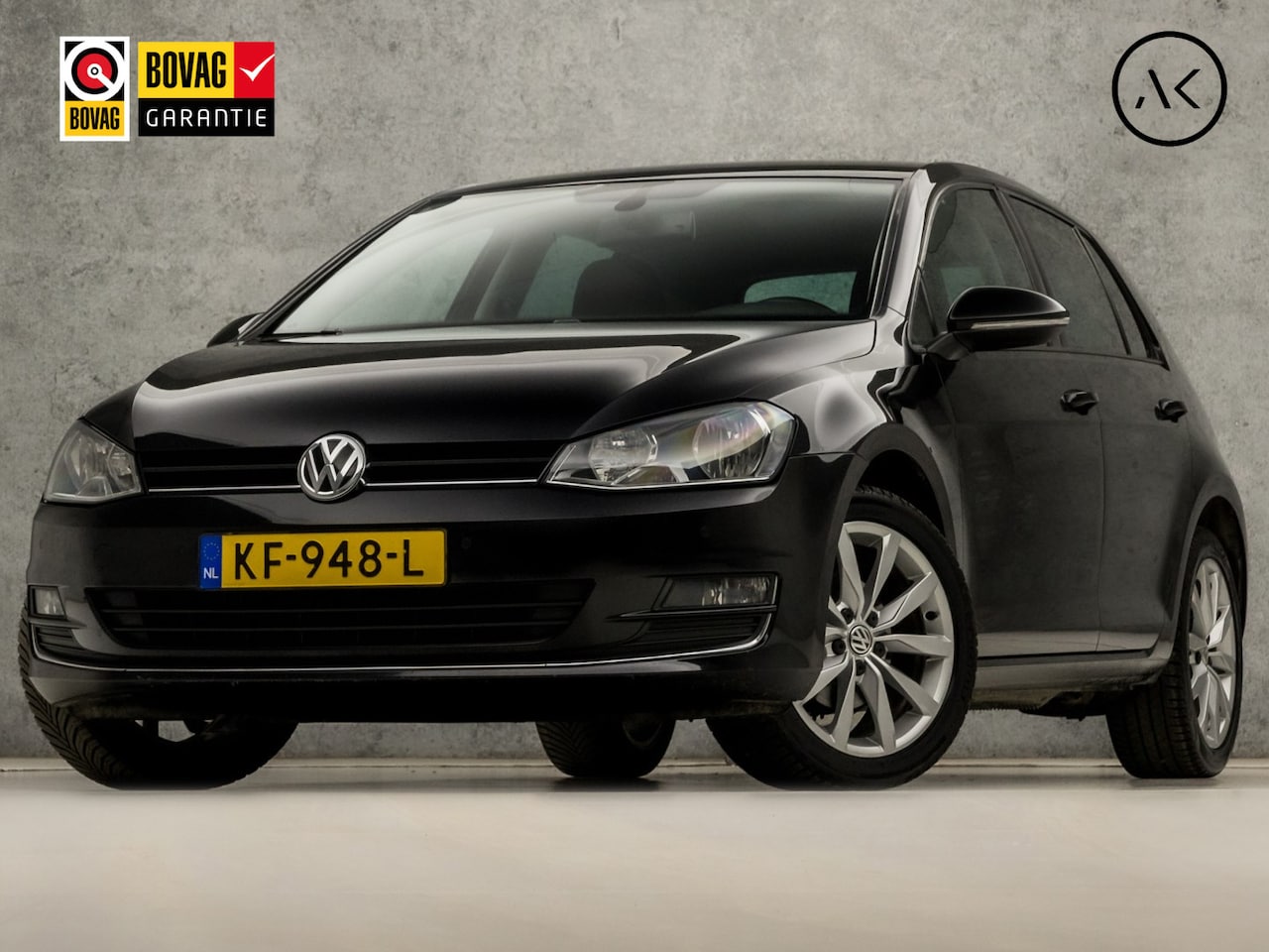 Volkswagen Golf - 1.2 TSI Sportline (NAVIGATIE, CLIMATE, GETINT GLAS, CAMERA, ALCANTARA, SPORTSTOELEN, GETIN - AutoWereld.nl