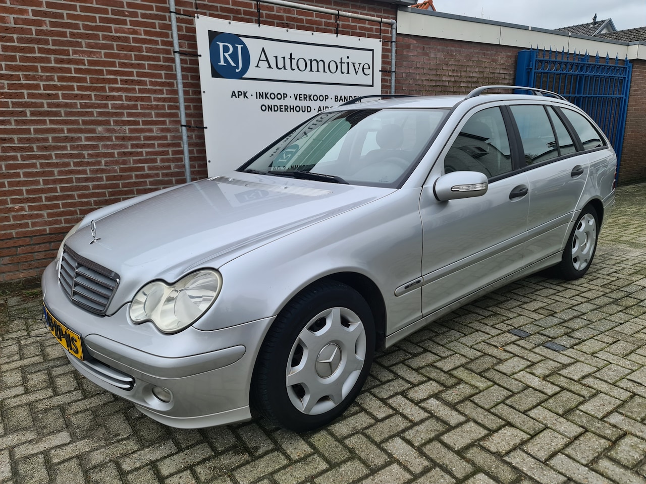 Mercedes-Benz C-klasse Combi - 180 K. Classic APK/NAP/AIRCO - AutoWereld.nl