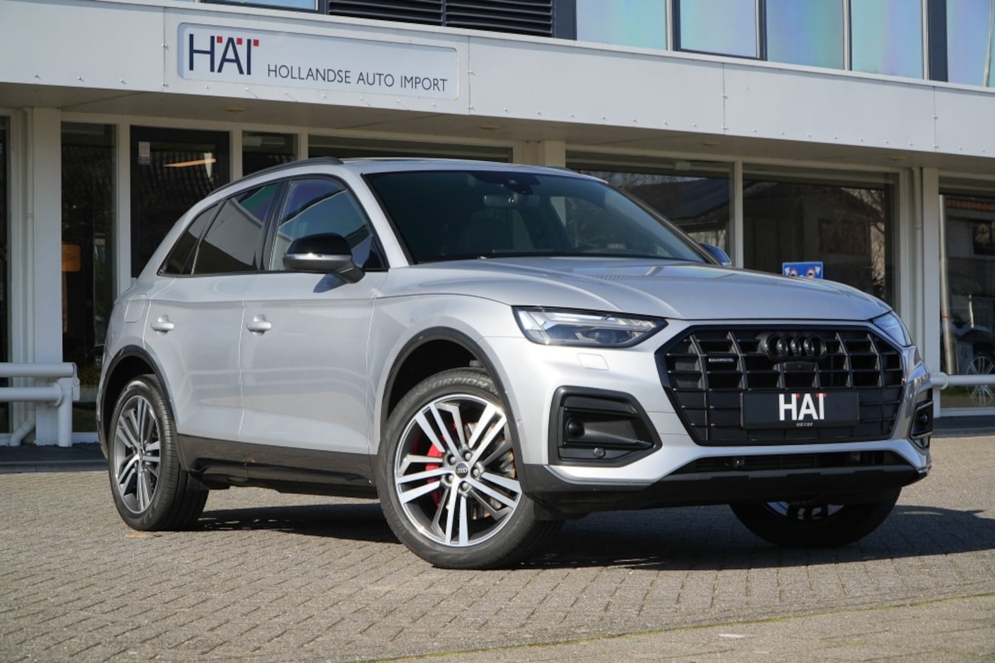 Audi Q5 - 50 TFSI e Hybrid Edition I ACC I Pano I 20 inch I Trekhaak I 5 J - AutoWereld.nl