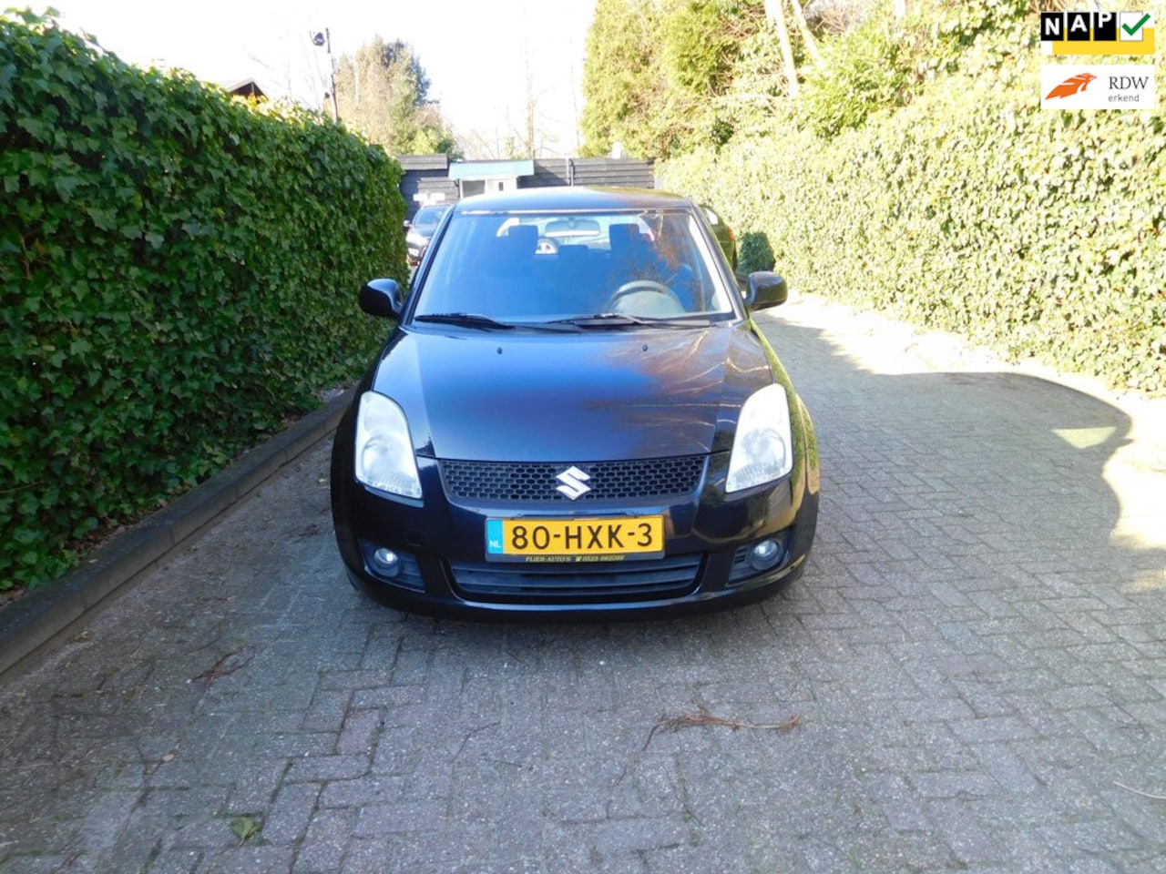 Suzuki Swift - 1.3 Shogun nl auto met onerhoud boeken en nap met airco en net een ondershoud beurt gehad - AutoWereld.nl