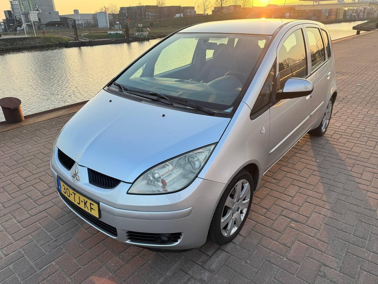 Mitsubishi Colt - 1.3 Heartbeat /Airco/St.bkr/5 drs/Nieuwe APK - AutoWereld.nl