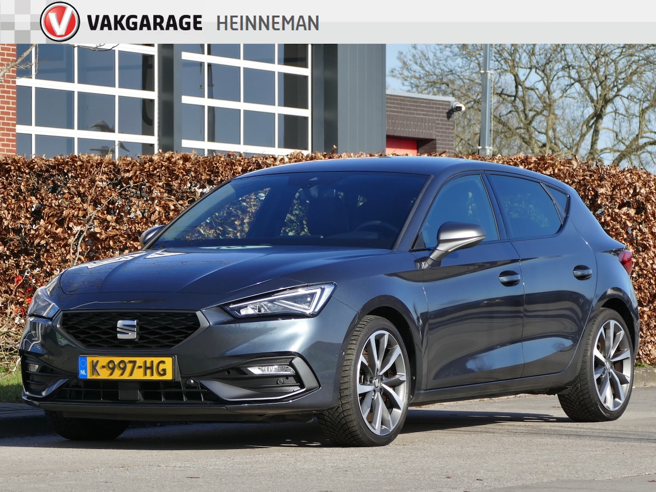 SEAT Leon - 1.0 TSI FR Launch Edition LED koplampen | Apple Carplay/Android auto | stoelverwarming | v - AutoWereld.nl