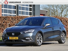 SEAT Leon - 1.0 TSI FR Launch Edition LED koplampen | Apple Carplay/Android auto | stoelverwarming | v