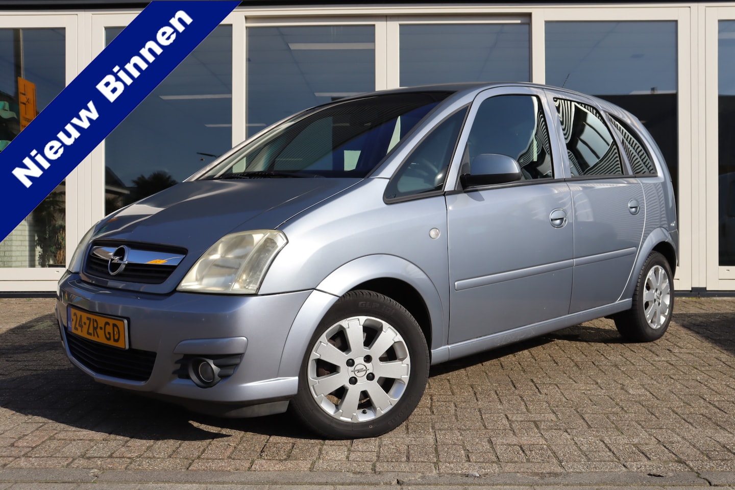 Opel Meriva - 1.6-16V Temptation 1.6-16V Temptation, Automaat, Climate Control, Cruise Control, Trekhaak, AUX, Prijs is Rij - AutoWereld.nl