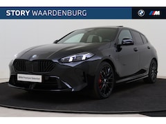 BMW 1-serie - 120 M Sport Automaat / Panoramadak / Trekhaak / Sportstoelen / Achteruitrijcamera / M Adap