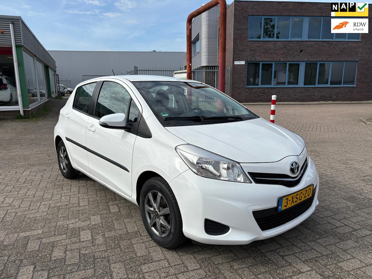 Toyota Yaris - 1.0 VVT-i Toyota Yaris 1.0 VVT-i 5-deurs/airco - AutoWereld.nl
