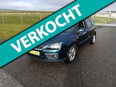 Ford Focus - 1.6-16V Futura