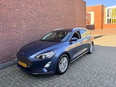 Ford Focus Wagon - 1.0 EcoBoost ST Line Business Veel opties