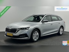 Skoda Octavia Combi - 1.0 TSI Sport Business TREKHAAK CRUISE LM CARPLAY