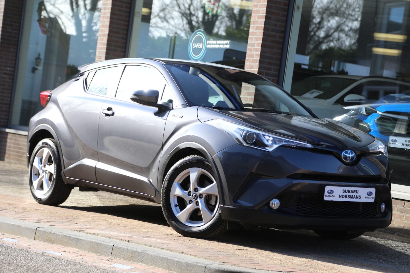 Toyota C-HR - 1.8 Hybrid Active Navi Camera ACC - AutoWereld.nl