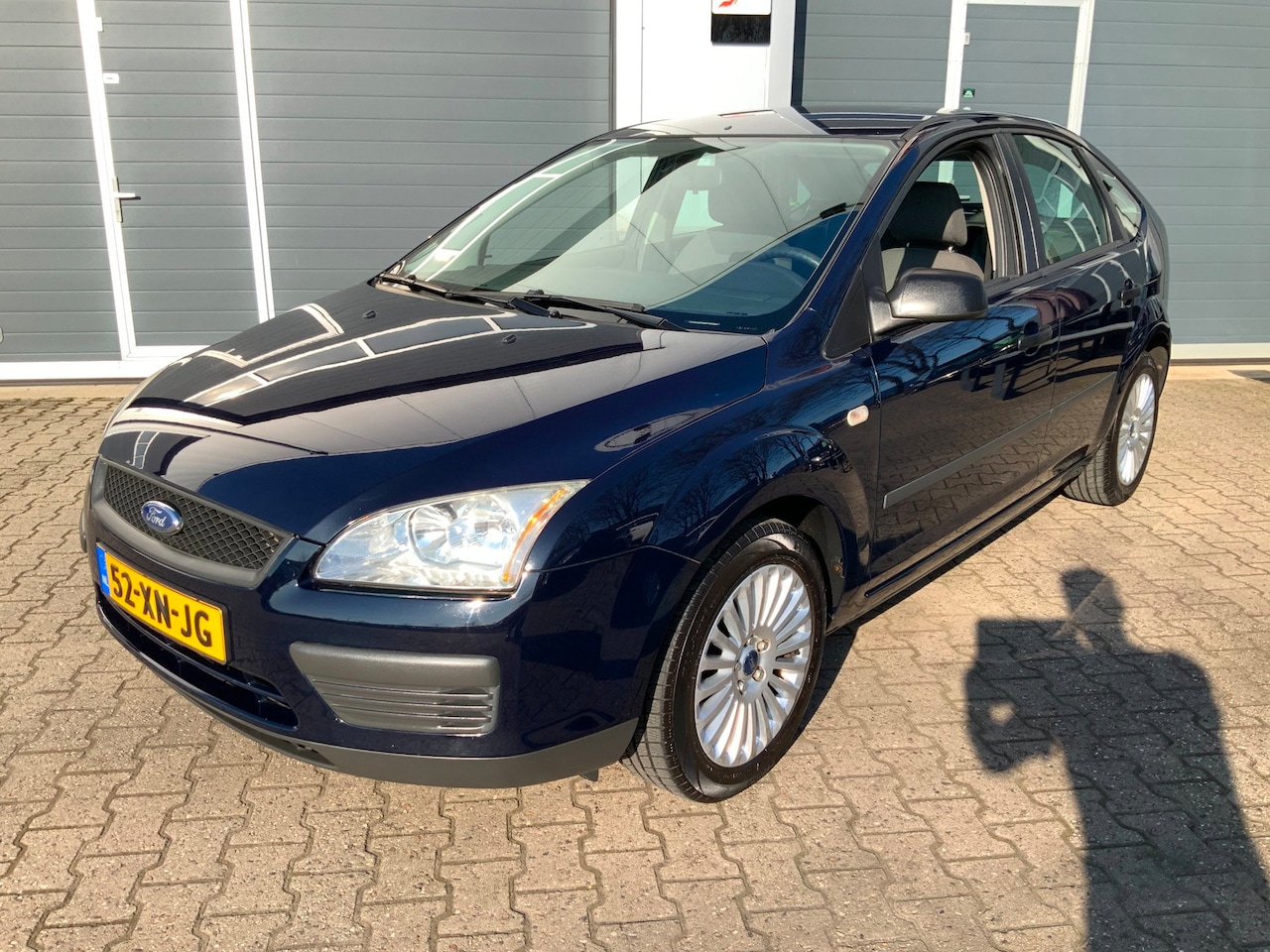 Ford Focus - 1.4-16V Ambiente Airco Trekhaak APK 2-2027 - AutoWereld.nl
