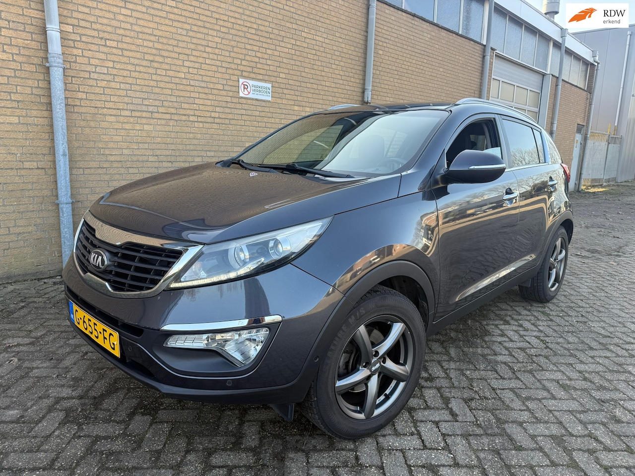 Kia Sportage - 1.6 GDI Plus Pack KEYLESS/NAVI/CLIMA/APK 3-2027 - AutoWereld.nl