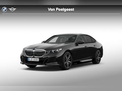 BMW 5-serie - Sedan 530e M Sport Edition | M Sportpakket | Travel Pack | Comfort Pack | Trekhaak