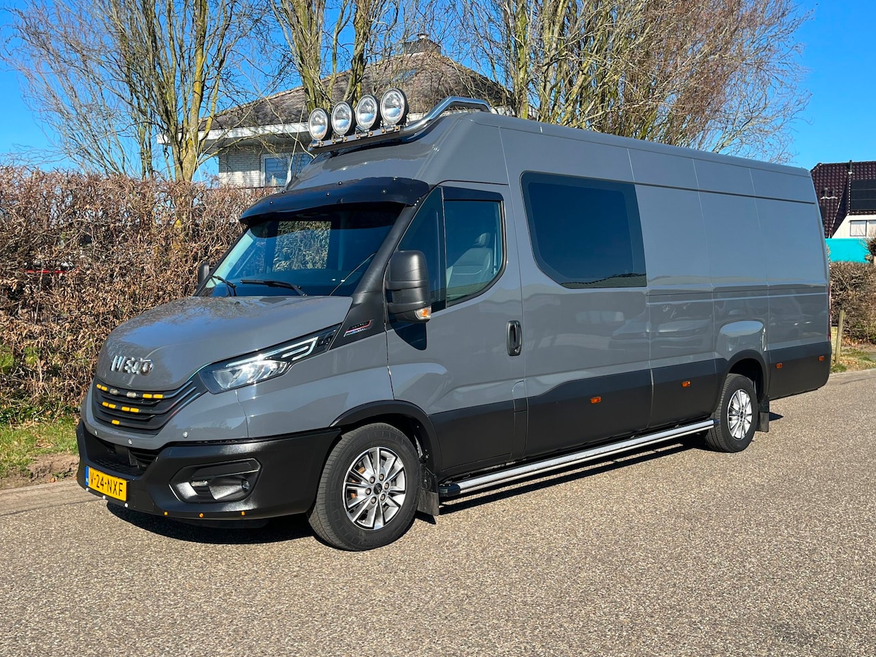 Iveco Daily - 35S18 3.0 Automaat | Dubbele cabine | 6 persoons! - AutoWereld.nl