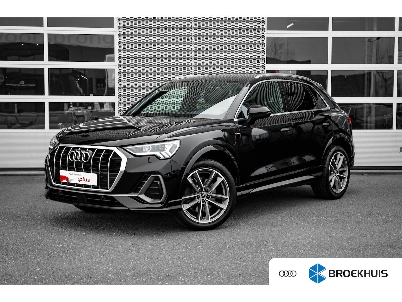 Audi Q3 - 45 TFSI e S edition | Achteruitrij assistent | S Line exterieur - AutoWereld.nl