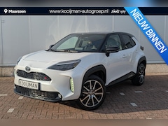 Toyota Yaris Cross - 1.5 Hybrid GR Sport Stoelverwarming, Apple Carplay & Android Auto, HUD
