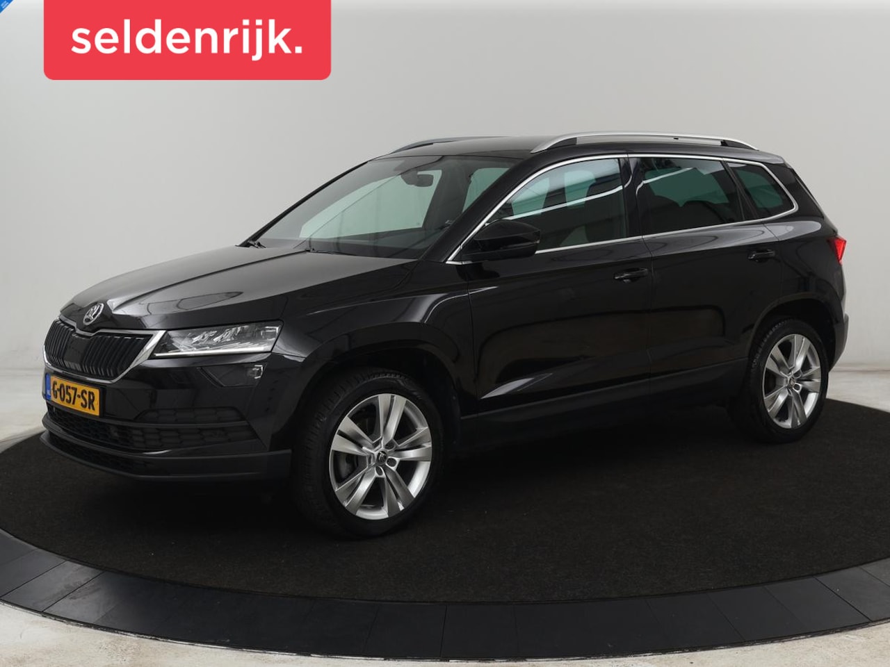 Skoda Karoq - 1.5 TSI Style | Stoelverwarming | Virtual Cockpit | Adaptive cruise | Carplay | Achterbank - AutoWereld.nl