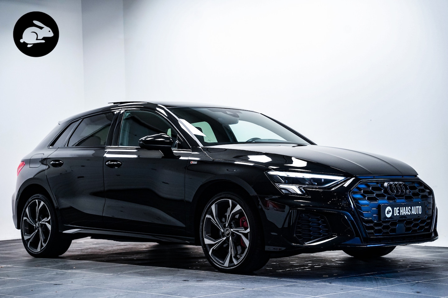 Audi A3 Sportback - 45 TFSI e S-Line Black ed|Pano dak||Camera|Acc - AutoWereld.nl