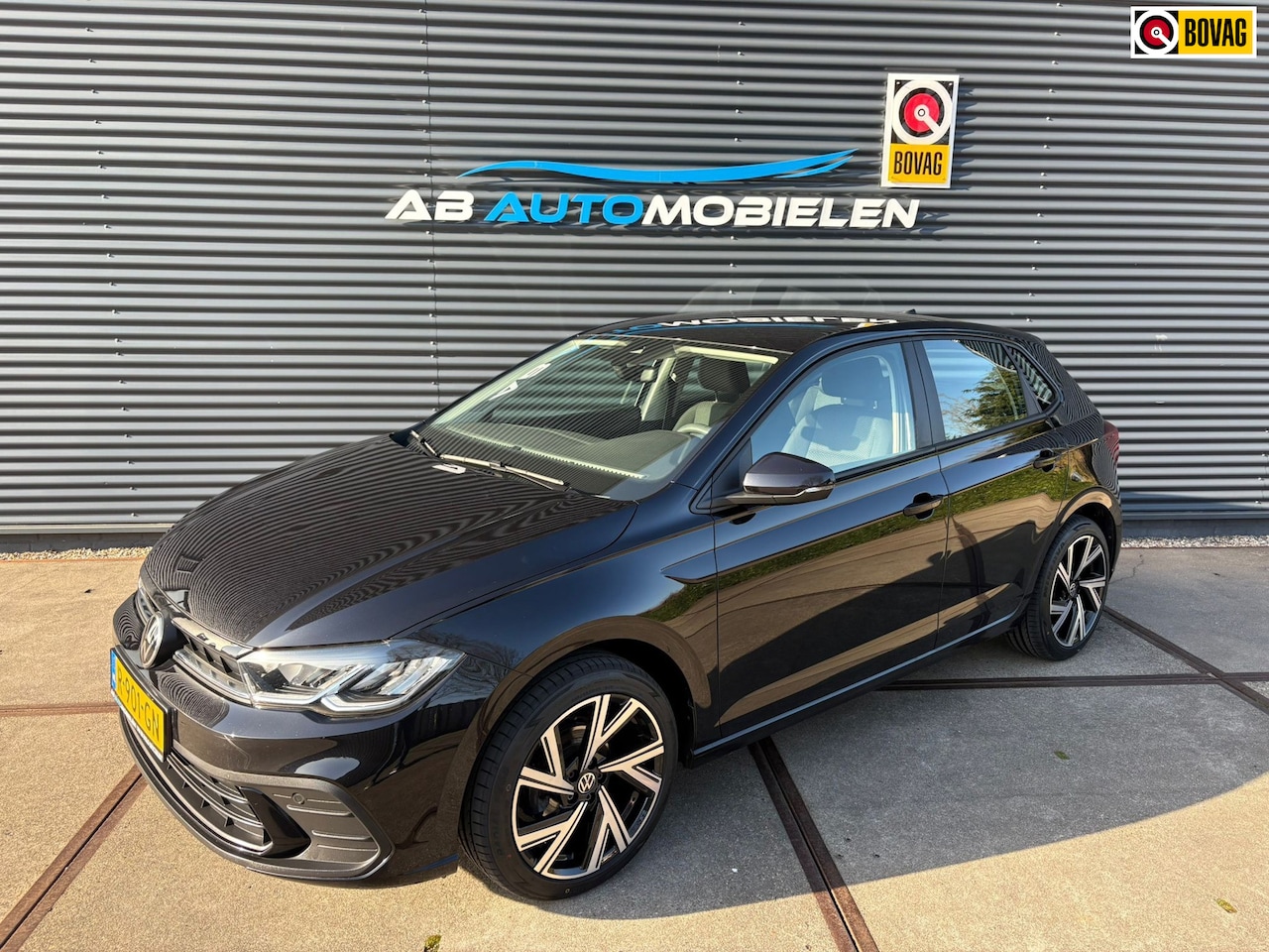 Volkswagen Polo - 1.0 TSI Polo PDC/ CARPLAY - AutoWereld.nl