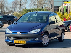 Peugeot 206 - 1.4 XS | Elektrische ramen | 2 Sleutels | Neerklapbare achterbank |
