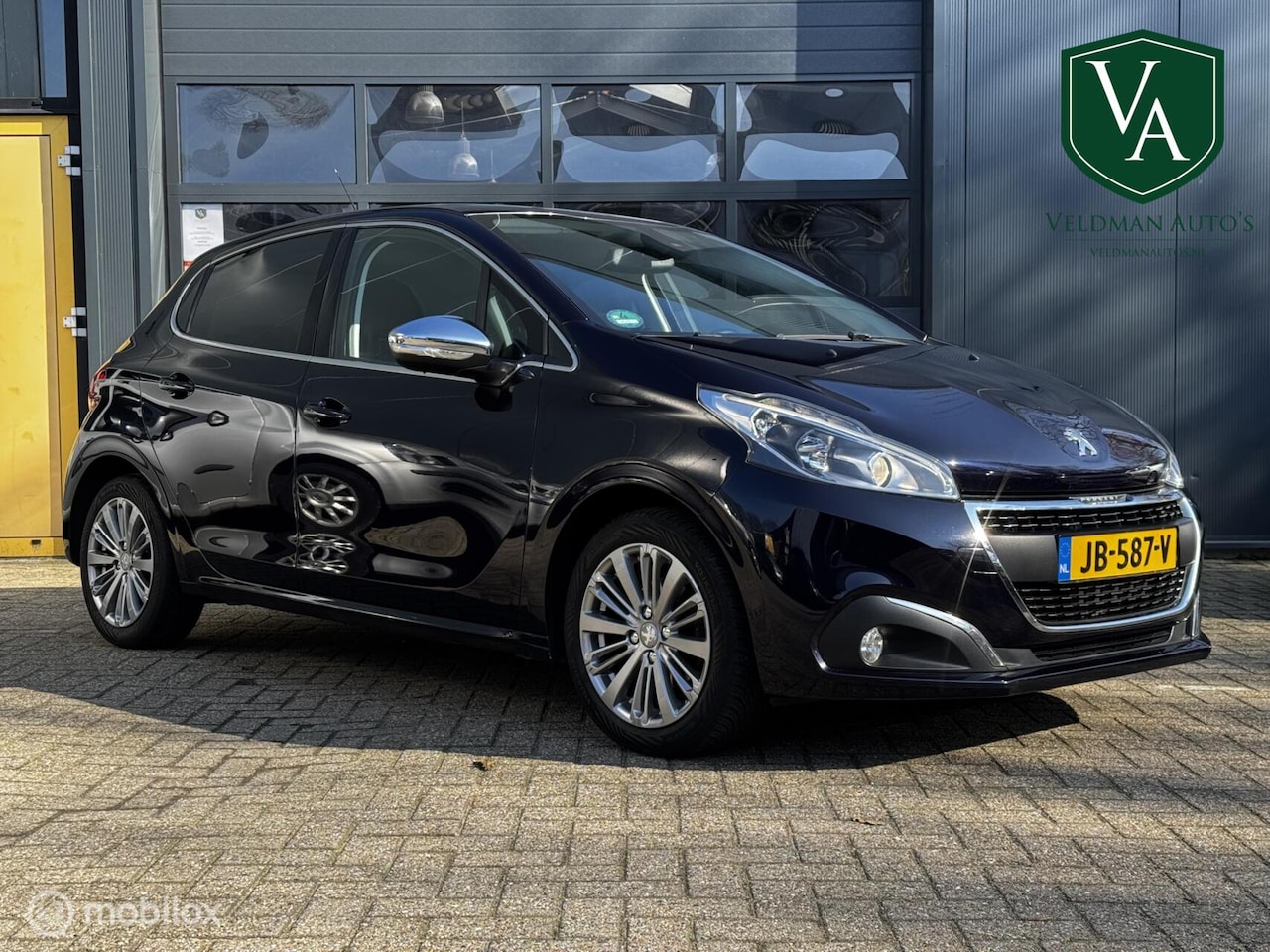 Peugeot 208 - 1.2 PureTech Allure | cruise | nwe Distributie - AutoWereld.nl