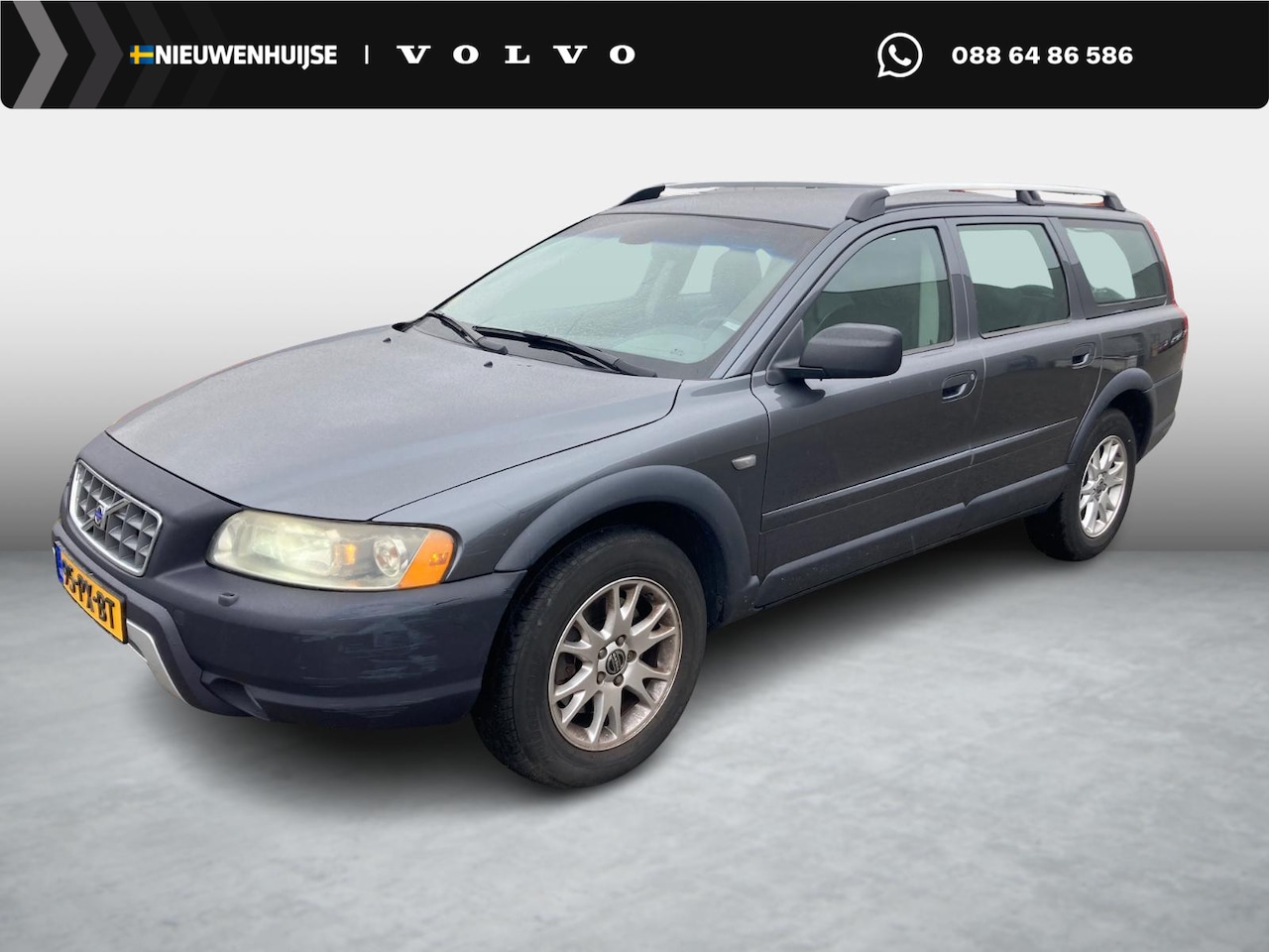 Volvo XC70 - 2.5 T Summum | 12 Maanden BOVAG garantie | 5 Cilinder | AWD | Xenon | Trekhaak afneembaar - AutoWereld.nl