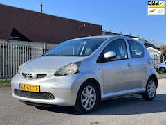 Toyota Aygo - 1.0-12V + 5DR*Airco*NAP*13-02-2027 APK*LM velgen*Elektrische ramen