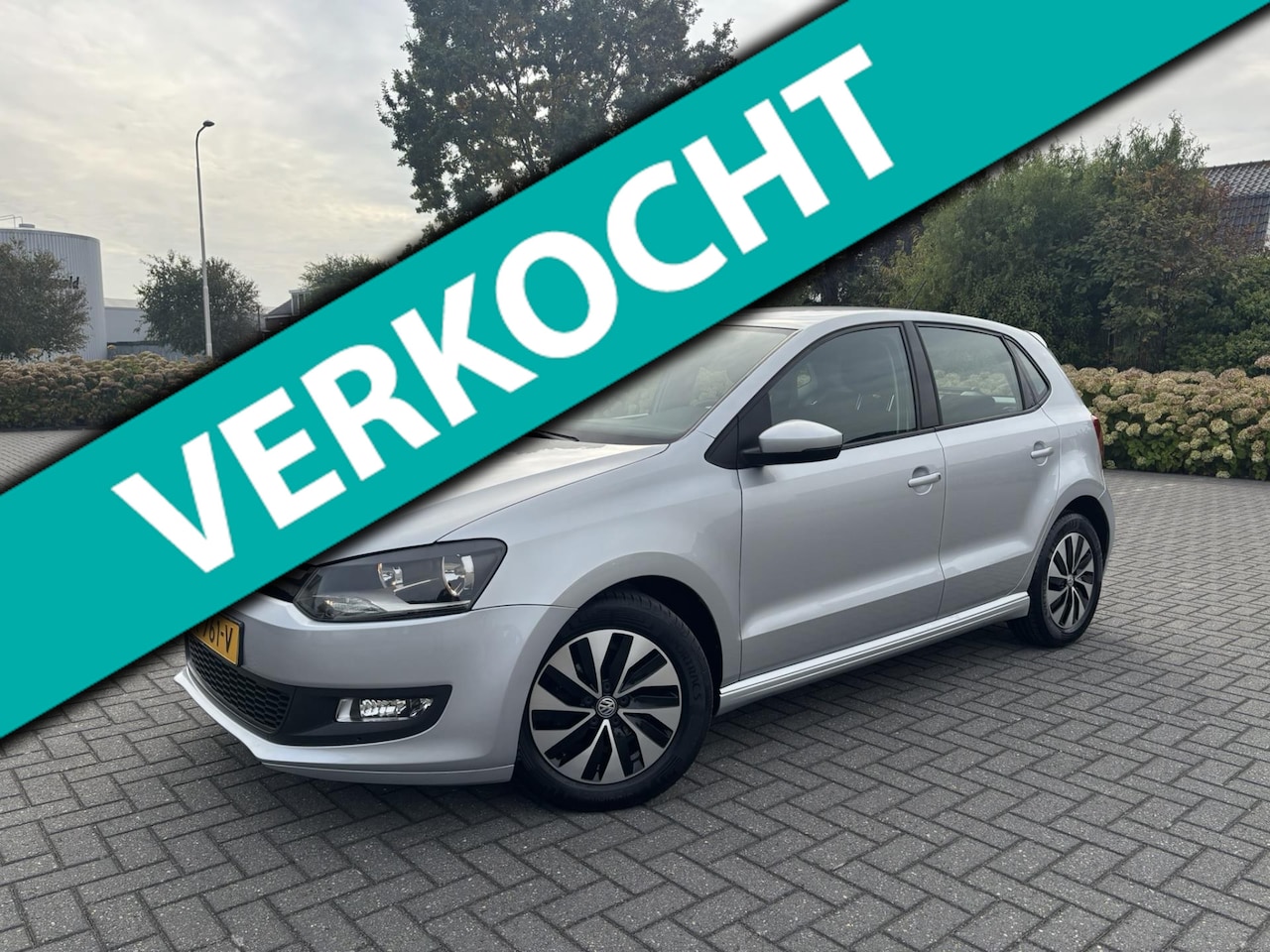 Volkswagen Polo - 1.0 BlueMotion | Cruise control | Full map navi | - AutoWereld.nl