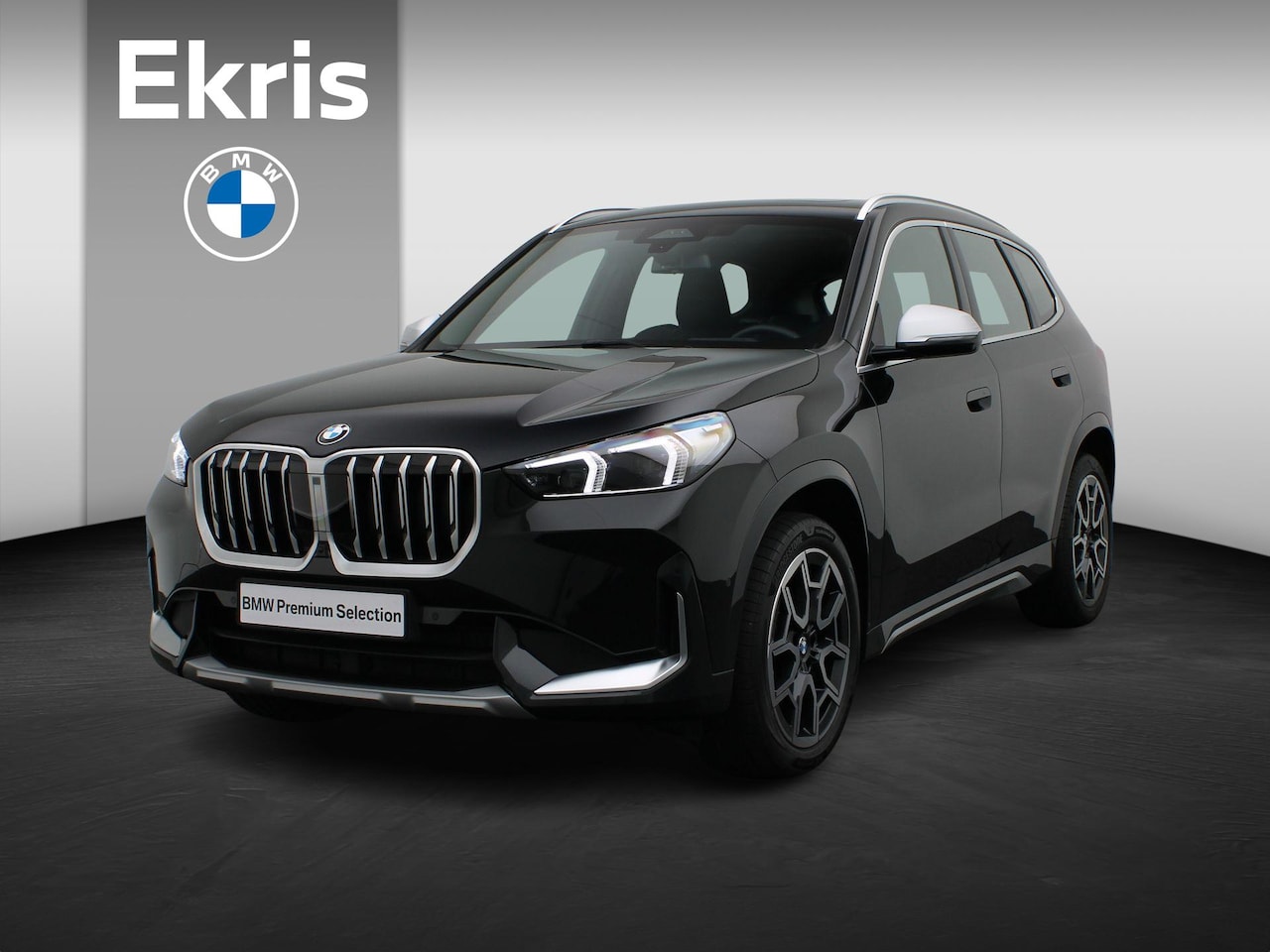 BMW X1 - sDrive18i xLine | Stuurwielrand verwarmd | Comfort Access | Trekhaak | Panoramadak | Head - AutoWereld.nl
